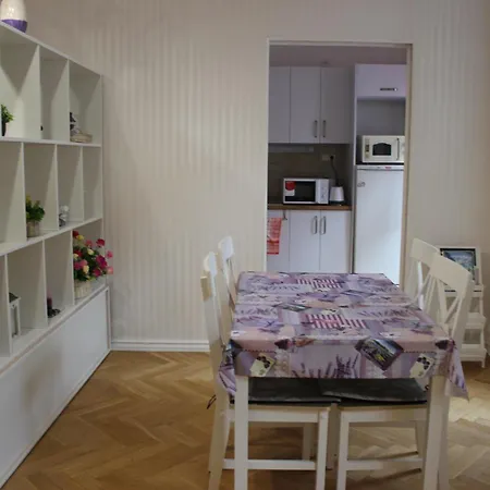 Abc Apartment *